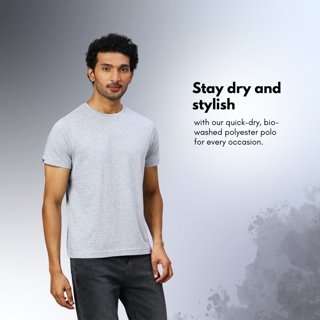 playR Men Solid Basico Tshirt