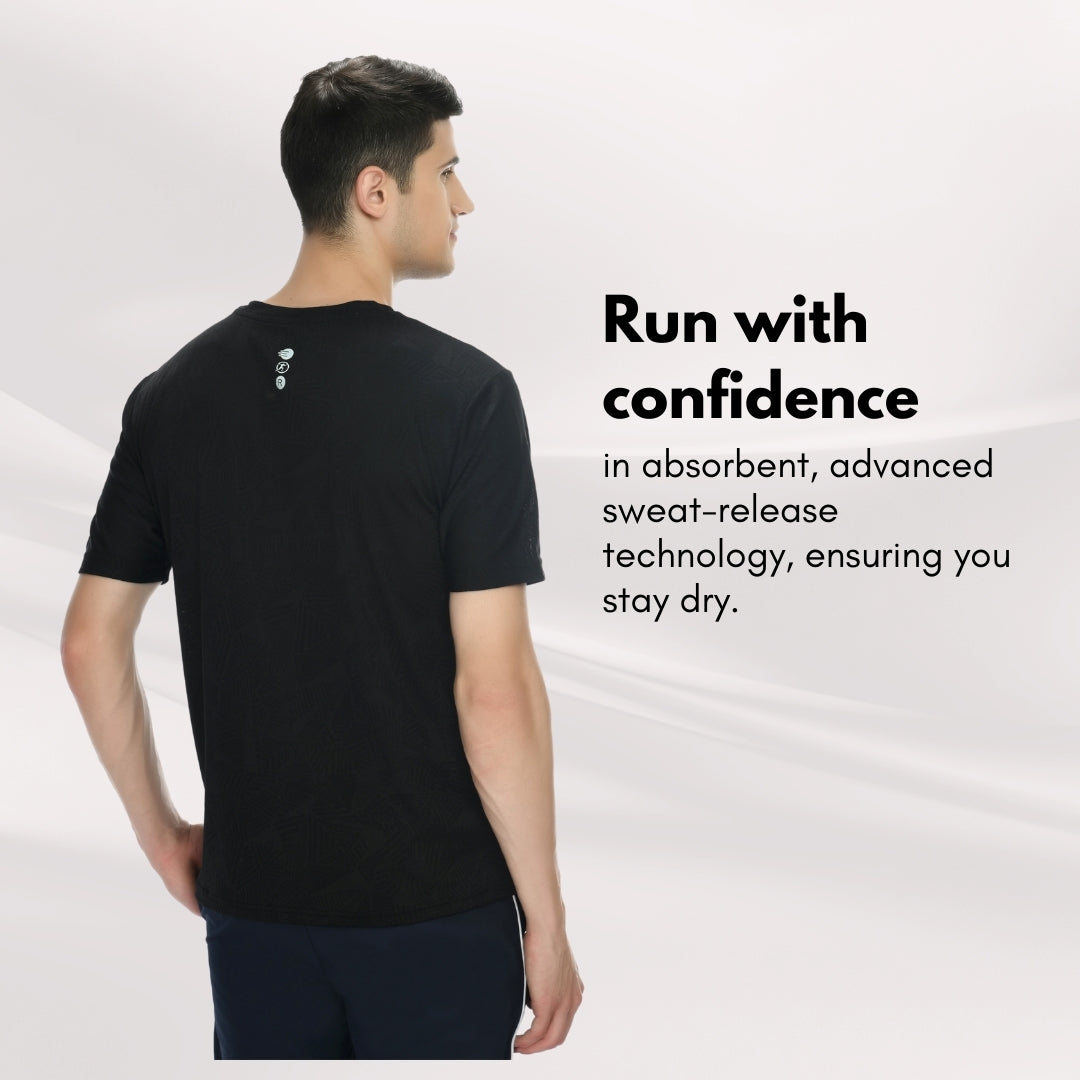 Cross Run Tee Secondary image