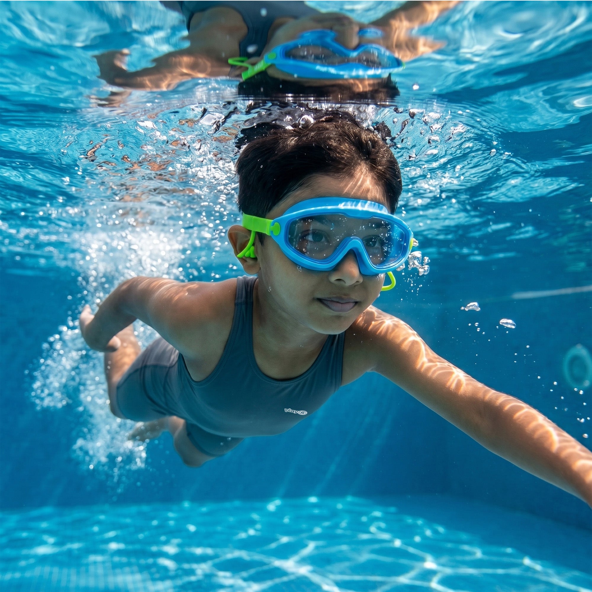 Kids Swimming Silicone PolyCarbonate Goggles Mask Essentials UV Protection Anti Fog — Green Blue